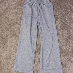 Shein size medium wide leg gray sweatpants